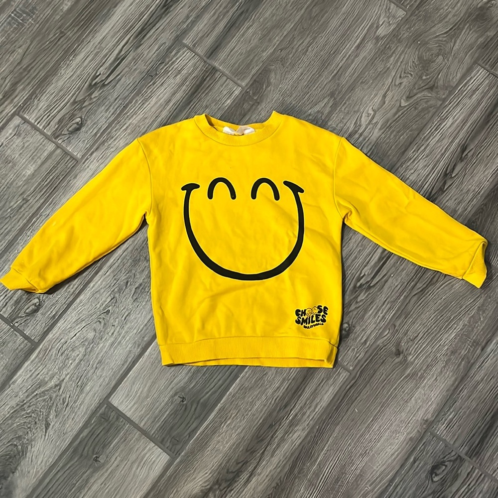 Smiley WorldxH&M kids sweatshirt